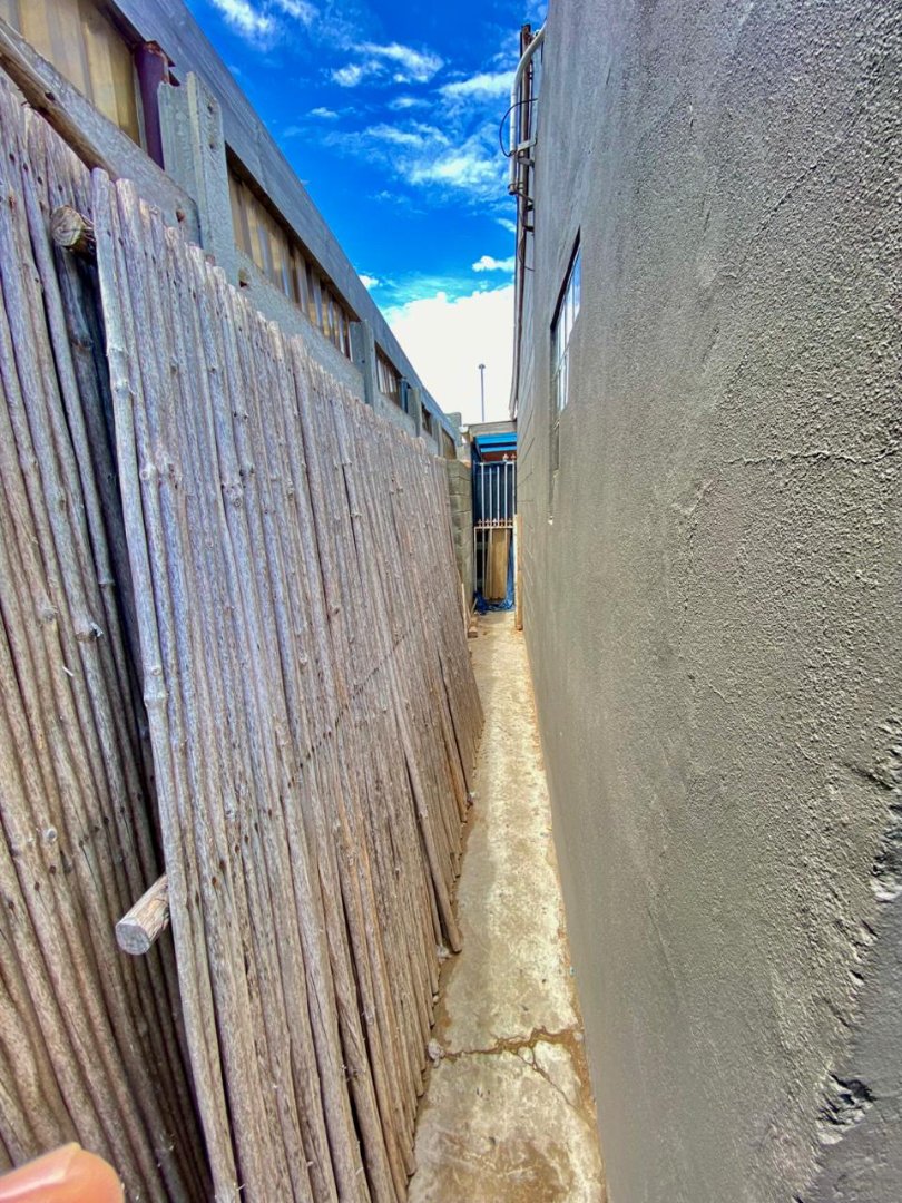  Bedroom Property for Sale in Rocklands Western Cape